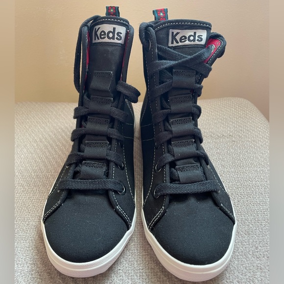 Keds High Top sneakers, black with floral detail - Picture 3 of 5